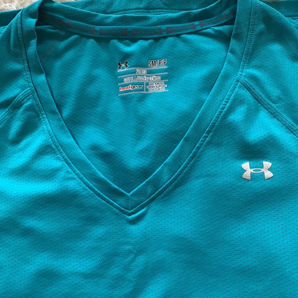 Top - Picture 2 of 2